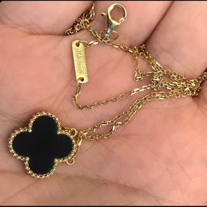 Vintage Van cleef Alhambra pendant